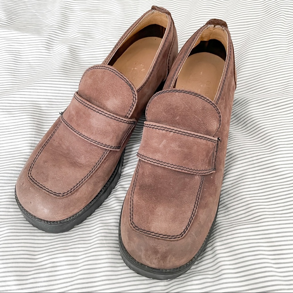 Vintage suede brown platform loafers